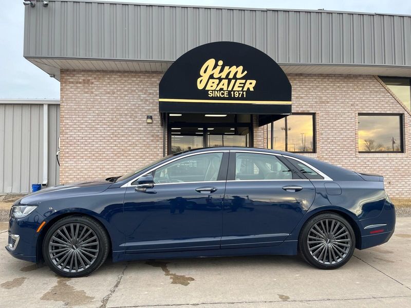 2018 Lincoln MKZ ReserveImage 2