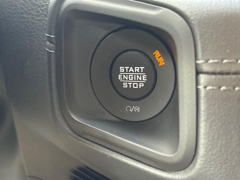 New 2026 Jeep Wrangler 4-door Rubicon XImage 18