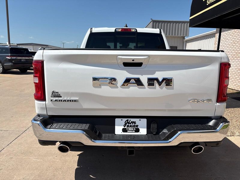 2025 RAM 1500 Laramie Crew Cab 4x4 5