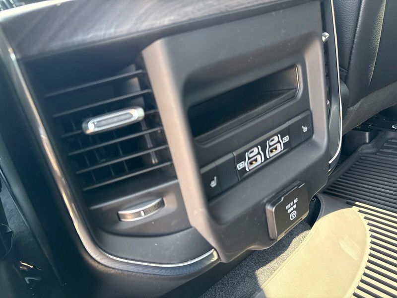 2025 RAM 1500 Laramie Crew Cab 4x4 5