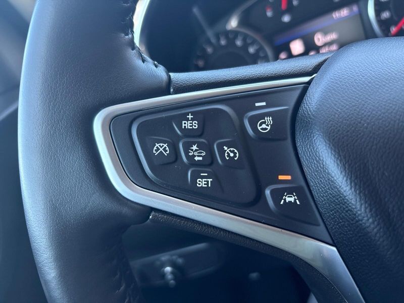 Used 2022 Chevrolet Equinox LTImage 14