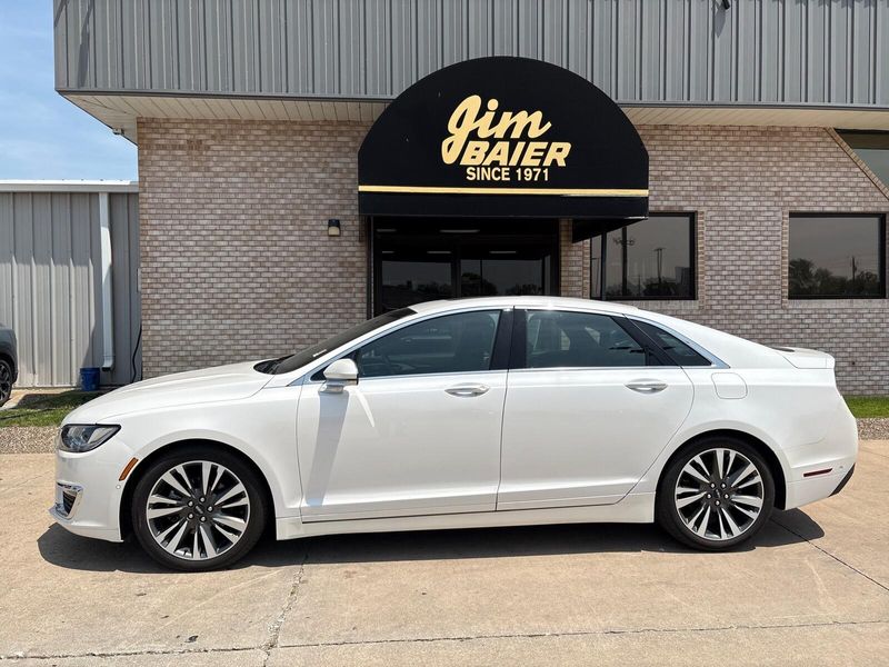 2020 Lincoln MKZ ReserveImage 2