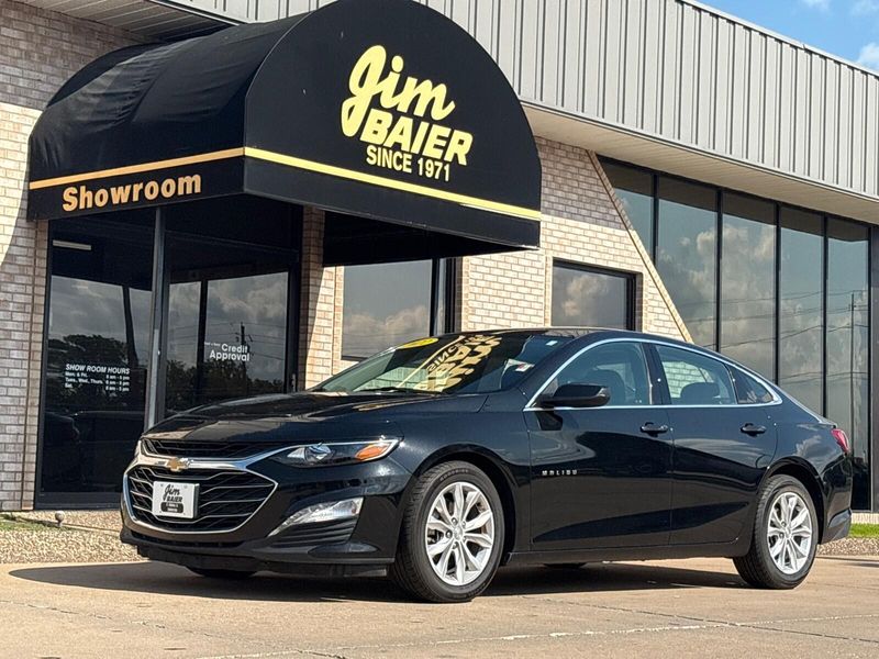 Used 2022 Chevrolet Malibu LTImage 1