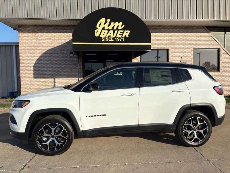 New 2026 Jeep Compass Limited 4x4Image 2