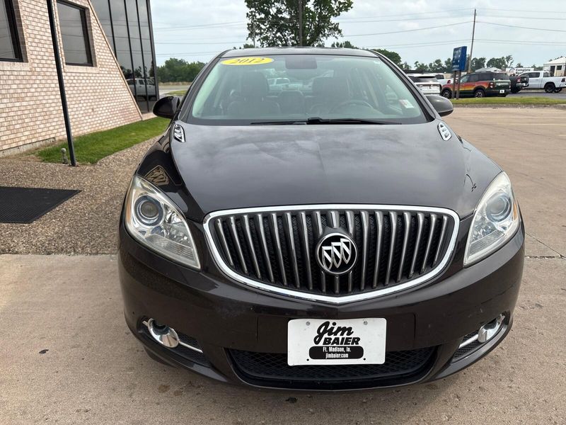 2012 Buick Verano Leather GroupImage 6