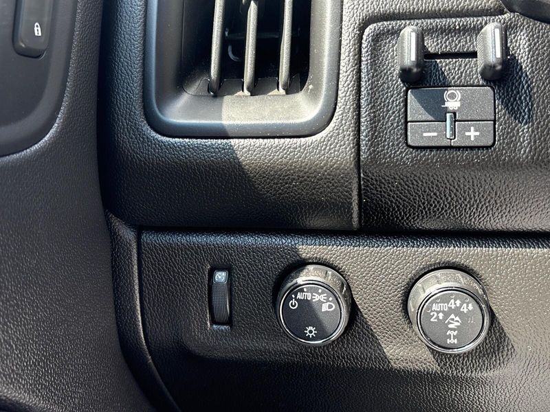 Used 2018 Chevrolet Colorado 4WD ZR2Image 13