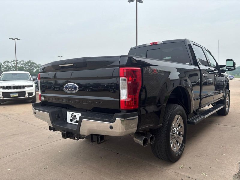 2019 Ford F-250 LariatImage 11