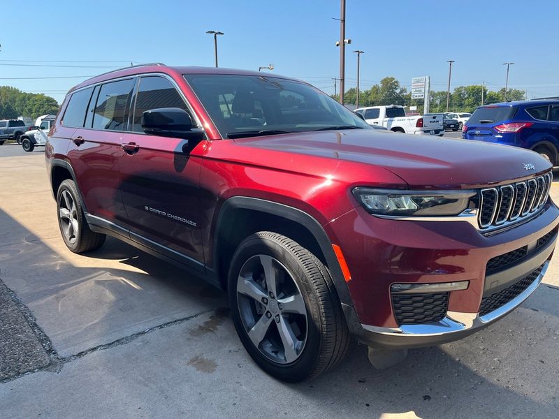 2022 Jeep Grand Cherokee L LimitedImage 9