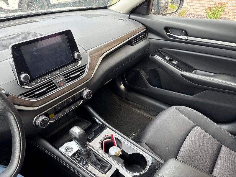Used 2023 Nissan Altima 2.5 SVImage 13