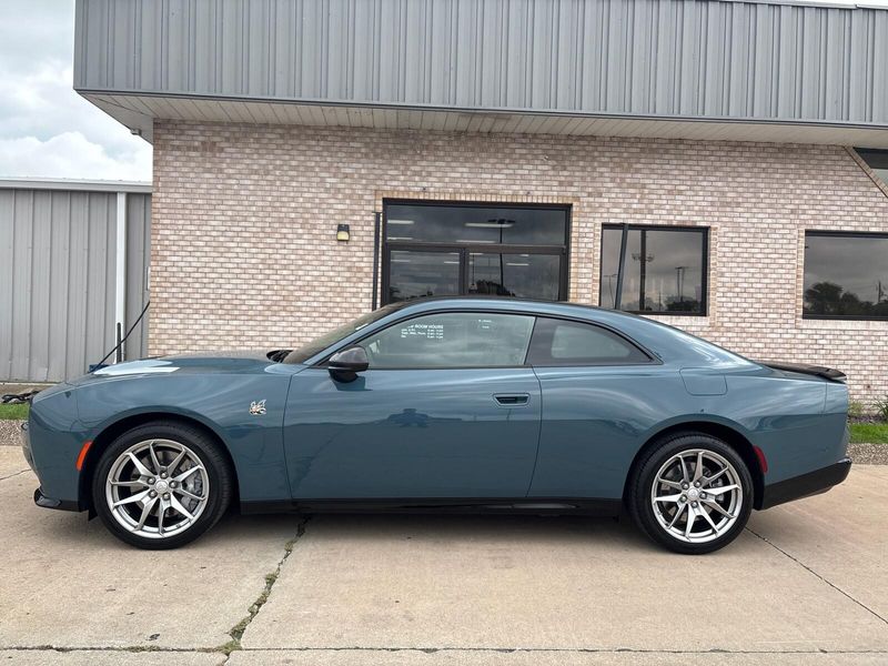 New 2027 Dodge Charger Scat Pack Plus 2-door AwdImage 2