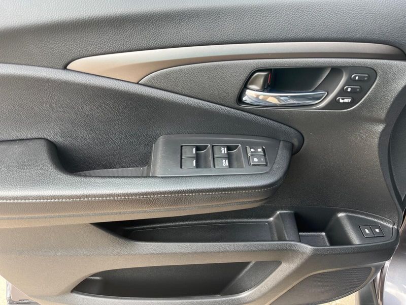 2019 Honda Pilot EX-LImage 14