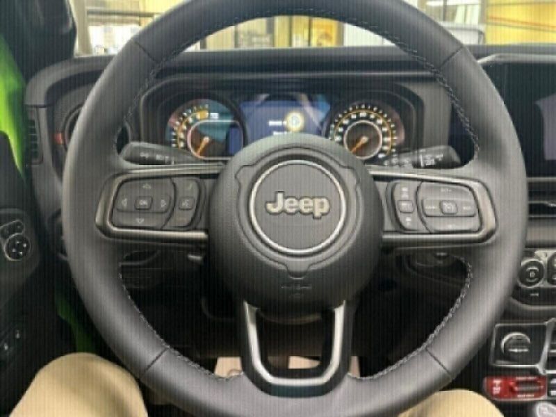 2025 Jeep Wrangler 4-door RubiconImage 13