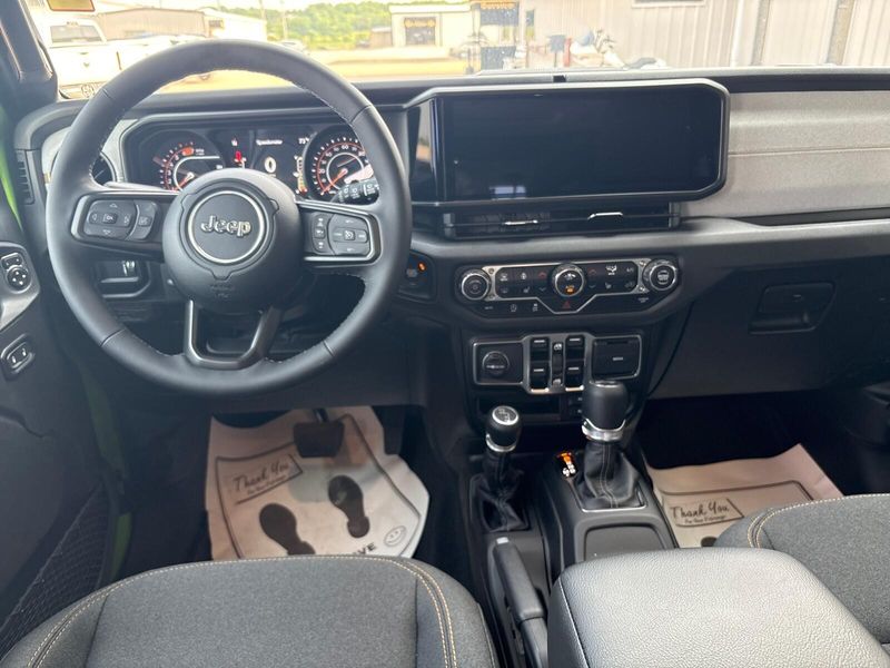 New 2025 Jeep Wrangler 4-door Sport SImage 5