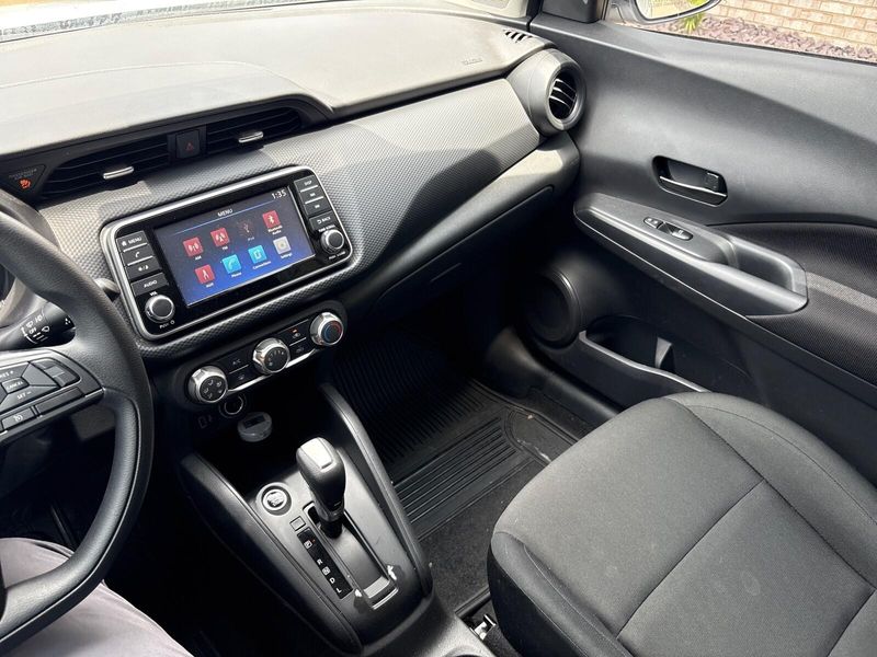 Used 2024 Nissan Kicks SImage 15