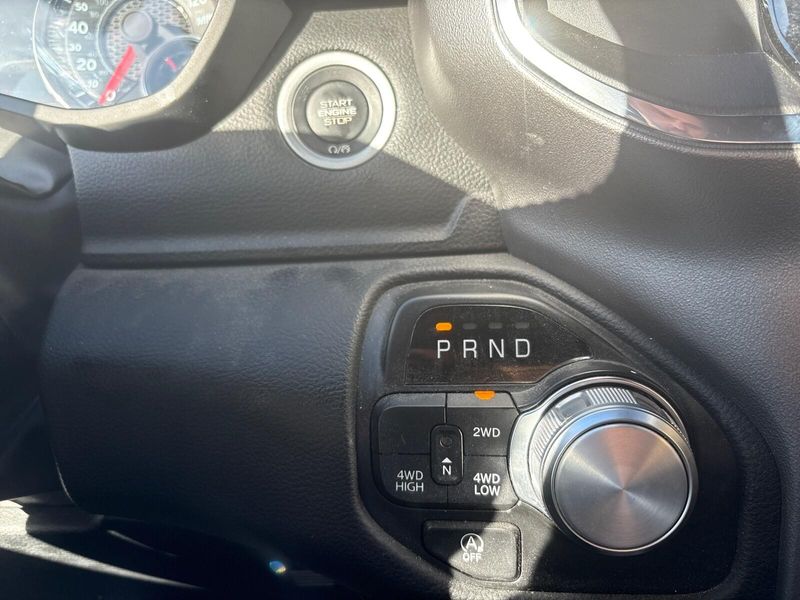Used 2024 RAM 1500 LaramieImage 17
