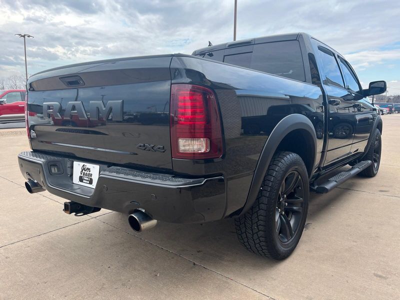 2017 RAM 1500 NightImage 9