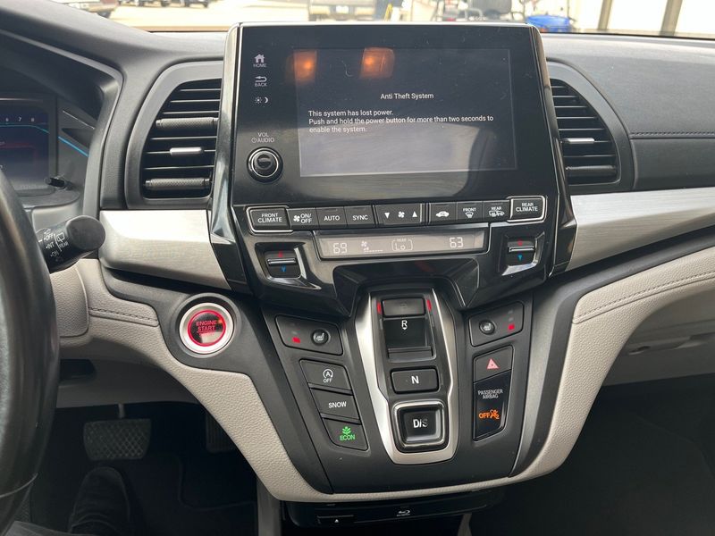 2018 Honda Odyssey TouringImage 17