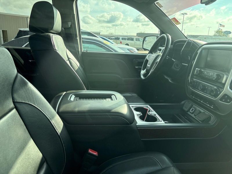 2017 Gmc Sierra 1500 SLT photo 4