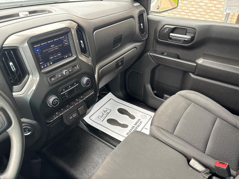 Used 2024 Chevrolet Silverado 1500 Work TruckImage 17
