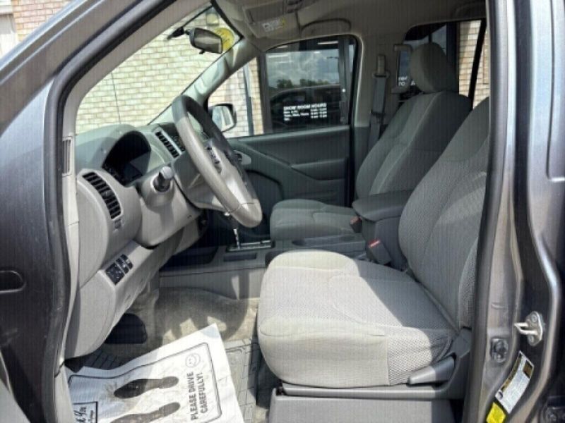 2018 Nissan Frontier SV V6Image 3