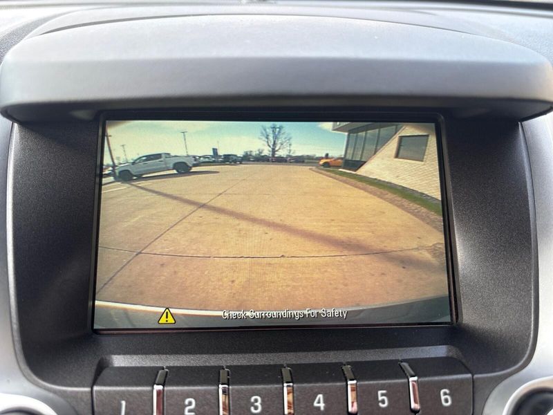 Used 2017 Chevrolet Equinox LTImage 16