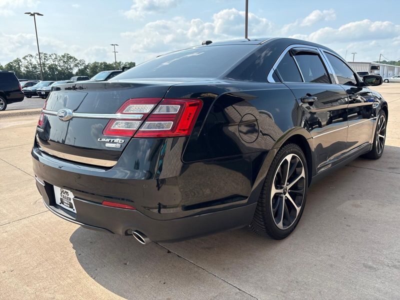 2014 Ford Taurus LimitedImage 9