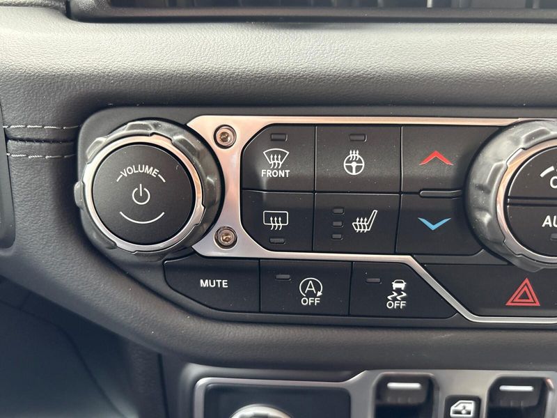 2025 Jeep Wrangler 4-door RubiconImage 20