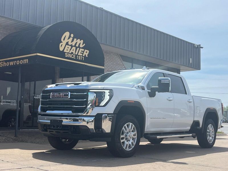 2024 GMC Sierra 2500HD SLTImage 1