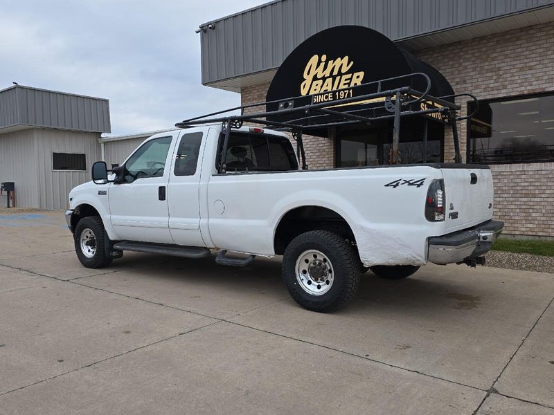 2002 Ford F-250 XLTImage 8