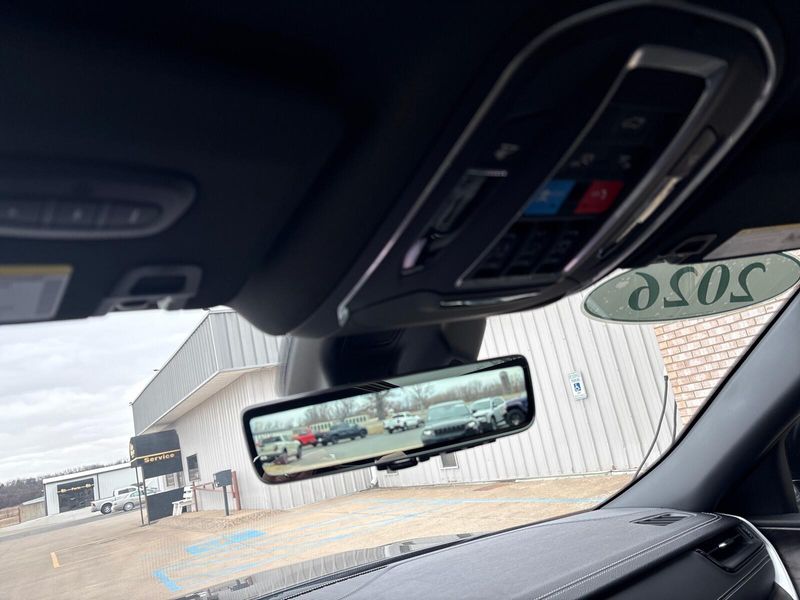 New 2026 Jeep Grand Cherokee Limited Reserve 4x4Image 17