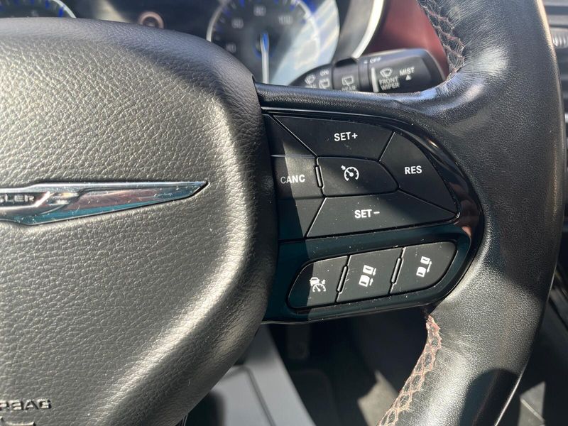 2020 Chrysler Pacifica Touring L PlusImage 17