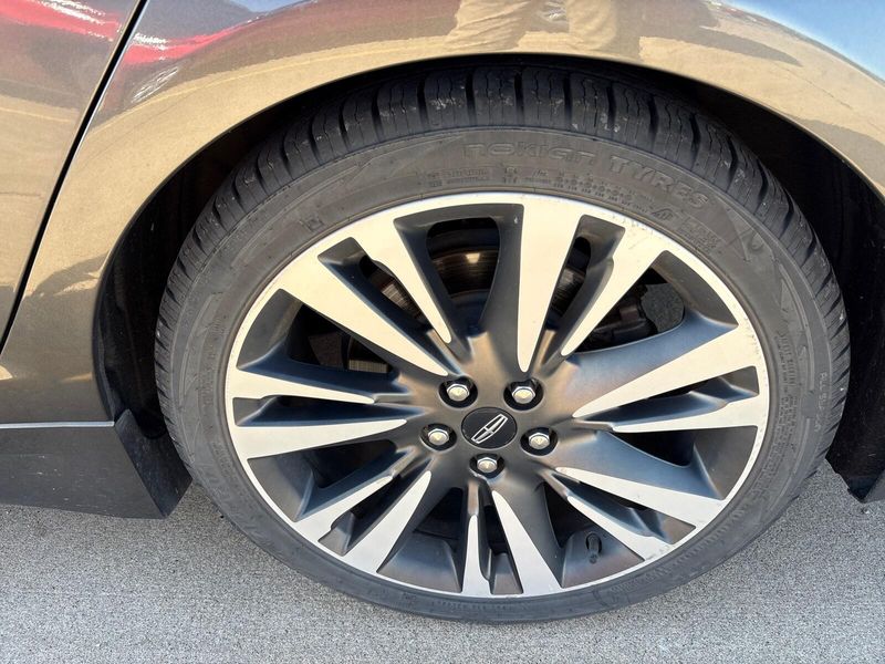Used 2020 Lincoln MKZ ReserveImage 5