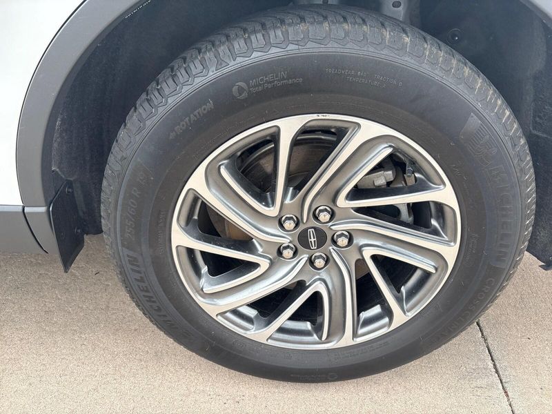 2021 Lincoln Aviator StandardImage 13