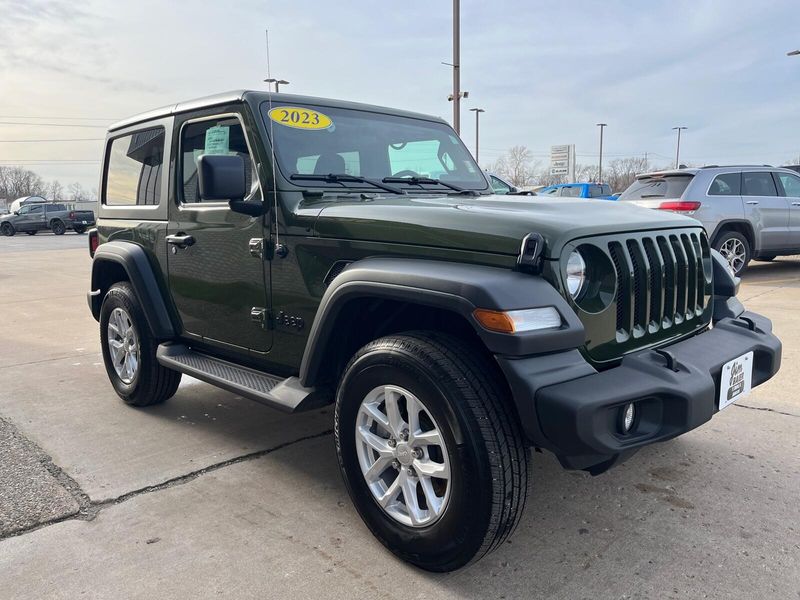 2023 Jeep Wrangler SportImage 7