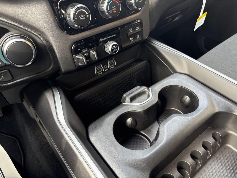 New 2026 RAM 1500 Express Crew Cab 4x4 5