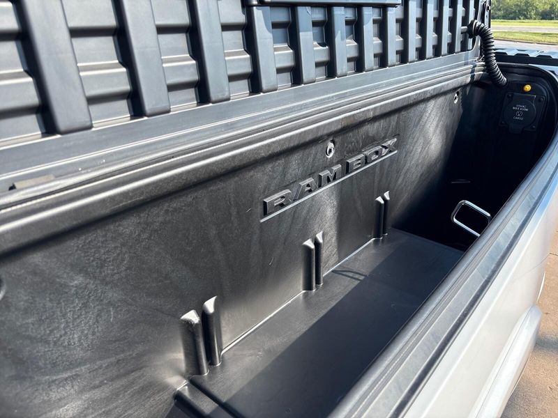 New 2027 RAM 1500 Tungsten Crew Cab 4x4 5
