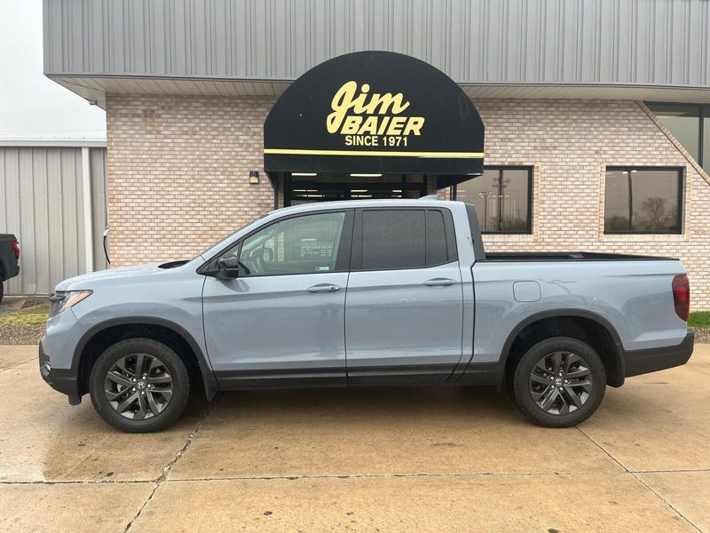 2023 Honda Ridgeline SportImage 2
