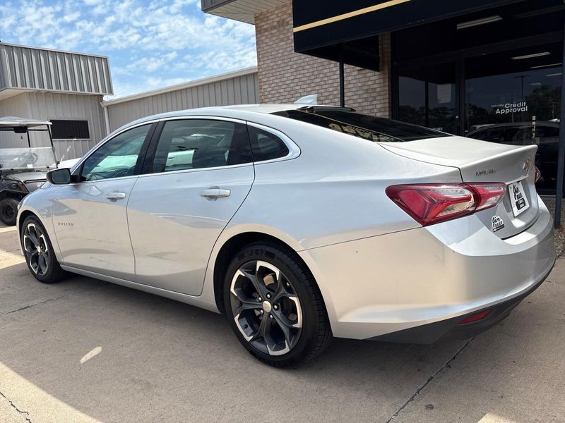 2022 Chevrolet Malibu LTImage 12