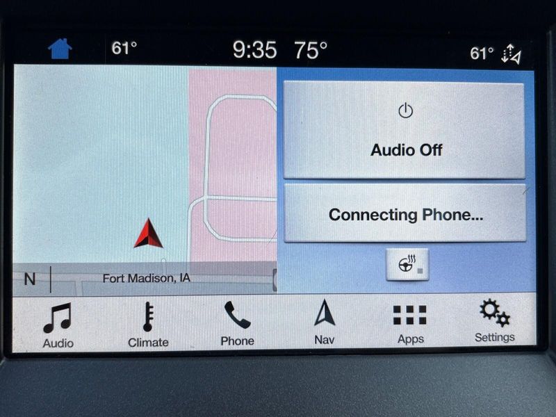 2019 Ford Edge STImage 24