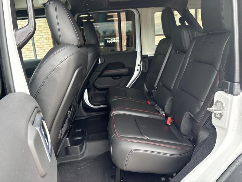 New 2026 Jeep Wrangler 4-door RubiconImage 4