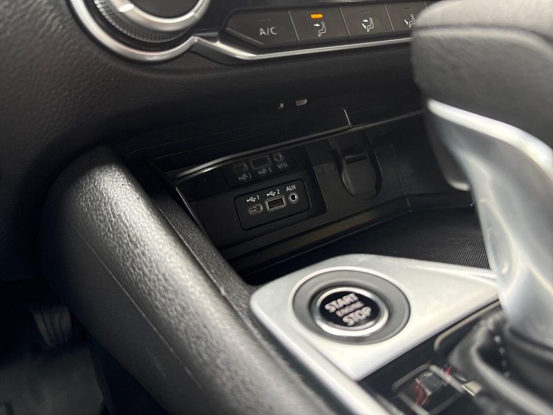 Used 2023 Nissan Sentra SVImage 17