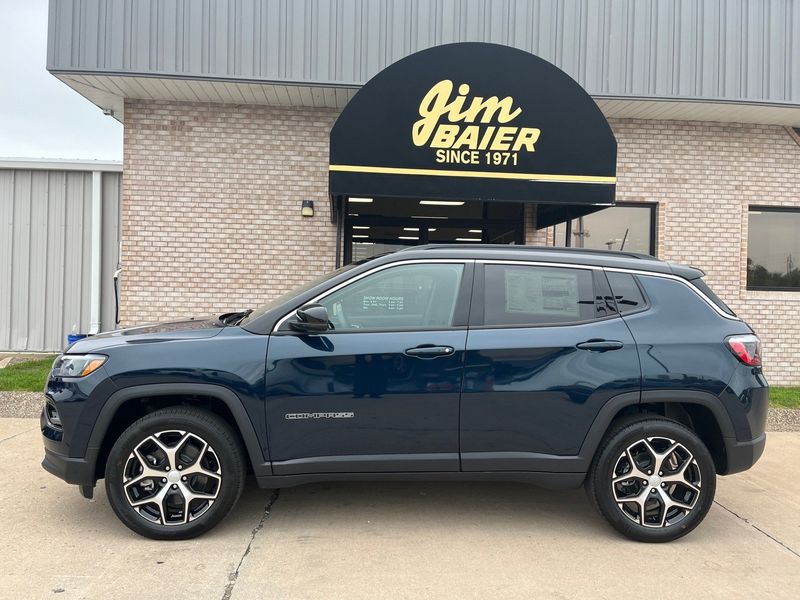 2024 Jeep Compass Limited 4x4Image 2