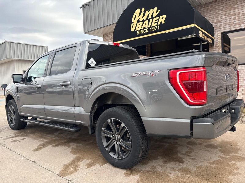 Used 2021 Ford F-150 XLTImage 9