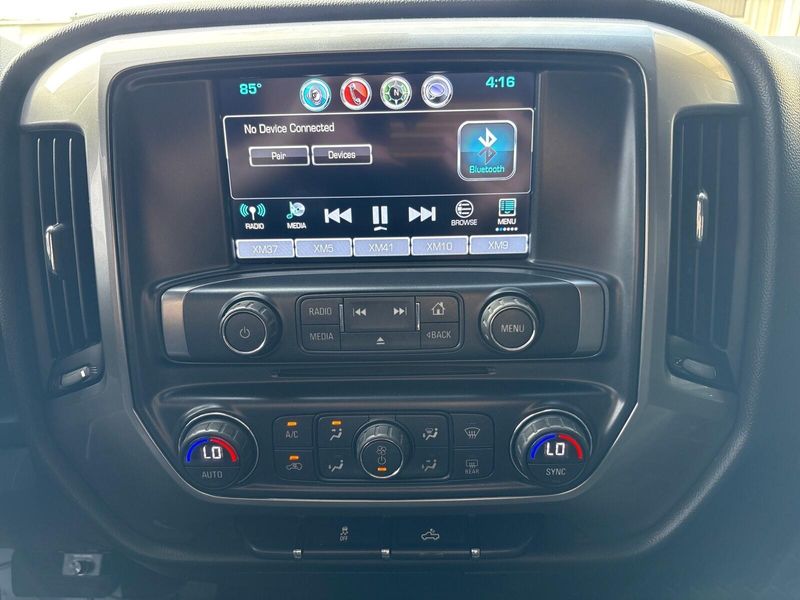 Used 2018 Chevrolet Silverado 1500 LTImage 19