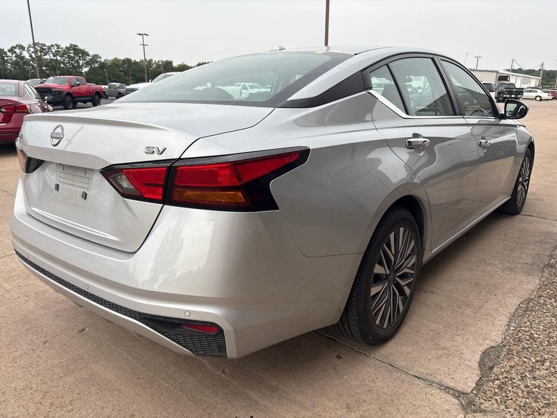 Used 2023 Nissan Altima 2.5 SVImage 8