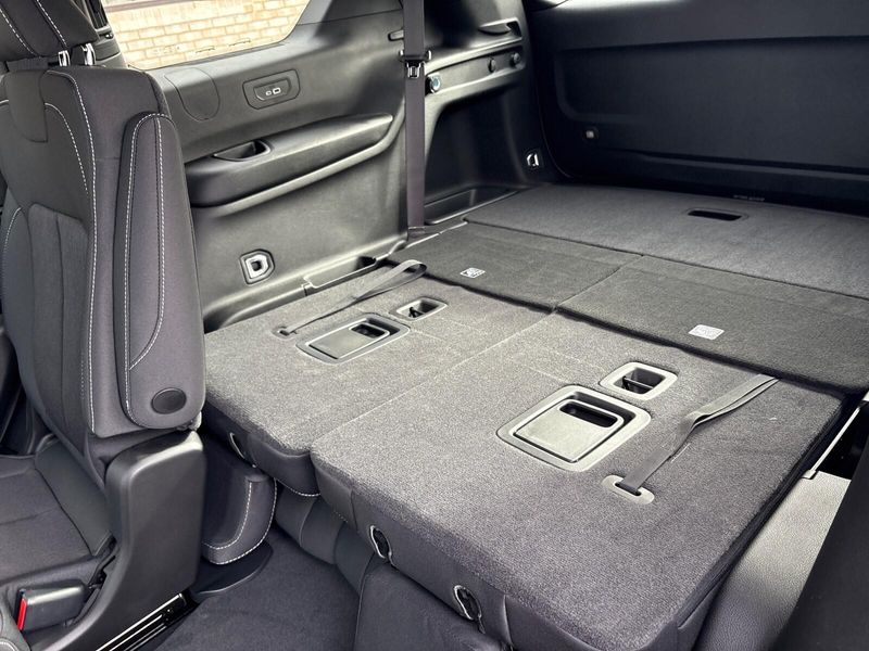 New 2025 Jeep Grand Cherokee L Laredo X 4x4Image 6