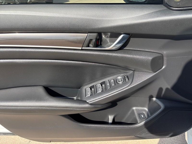 Used 2022 Honda Accord SportImage 13