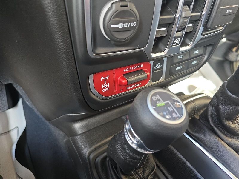 2025 Jeep Wrangler 4-door WillysImage 26