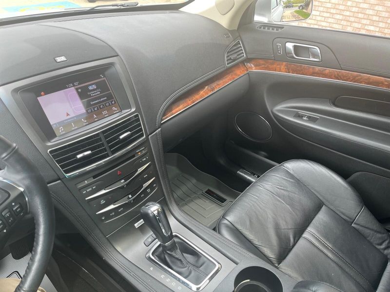 2019 Lincoln MKT ReserveImage 18
