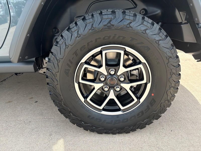 New 2026 Jeep Wrangler 2-door RubiconImage 11